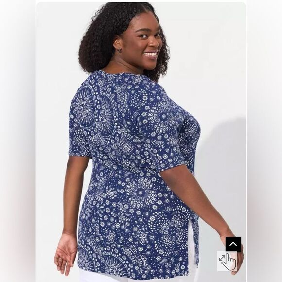 Torrid SuperSoft Split Side Tee - Picture 2 of 5